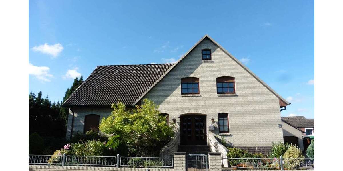 Etagenwohnung Hamburg Harburg - 3.5 Zimmer, 124 m&sup2;, 1.116&euro; | Angebot:25307652