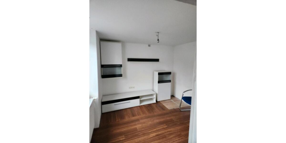 Einfamilienhaus Laichingen - 7 Zimmer, 159 m&sup2;, 1.700&euro; | Angebot:24810195
