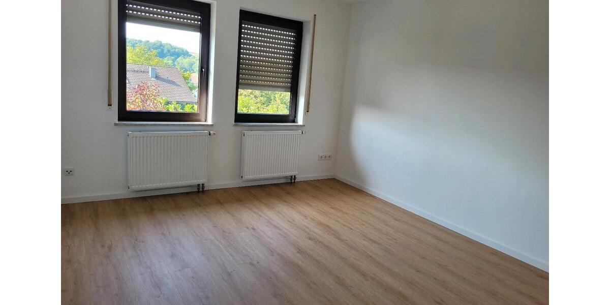 Haus Wohnung Erlenbach nähe Würzburg Marktheidenfeld Wertheim zimmer