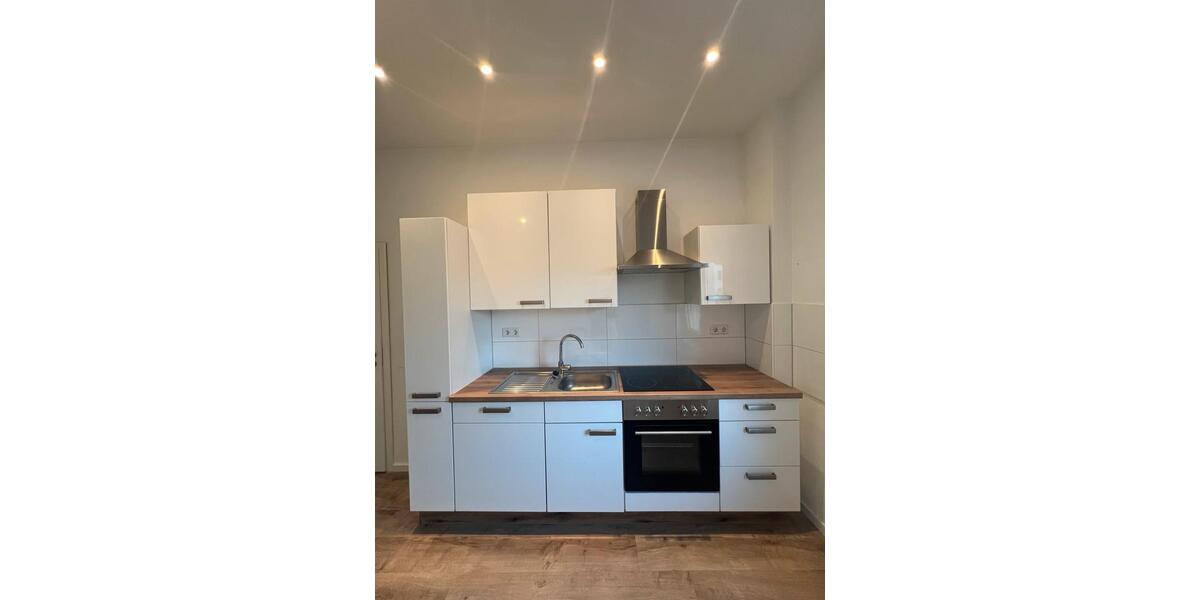 Erdgeschoßwohnung Lage - 1 Zimmer, 42 m&sup2;, 450&euro; | Angebot:25854710