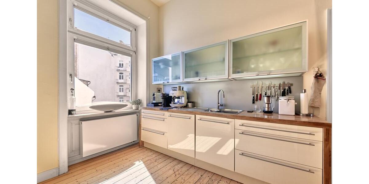 Etagenwohnung Wiesbaden Südost - 4 Zimmer, 126 m&sup2;, 1.800&euro; | Angebot:26705830