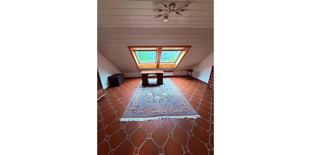 Reihenhaus Frankfurt am Main Oberrad - 6 Zimmer, 155 m&sup2;, 2.500&euro; | Angebot:26594364