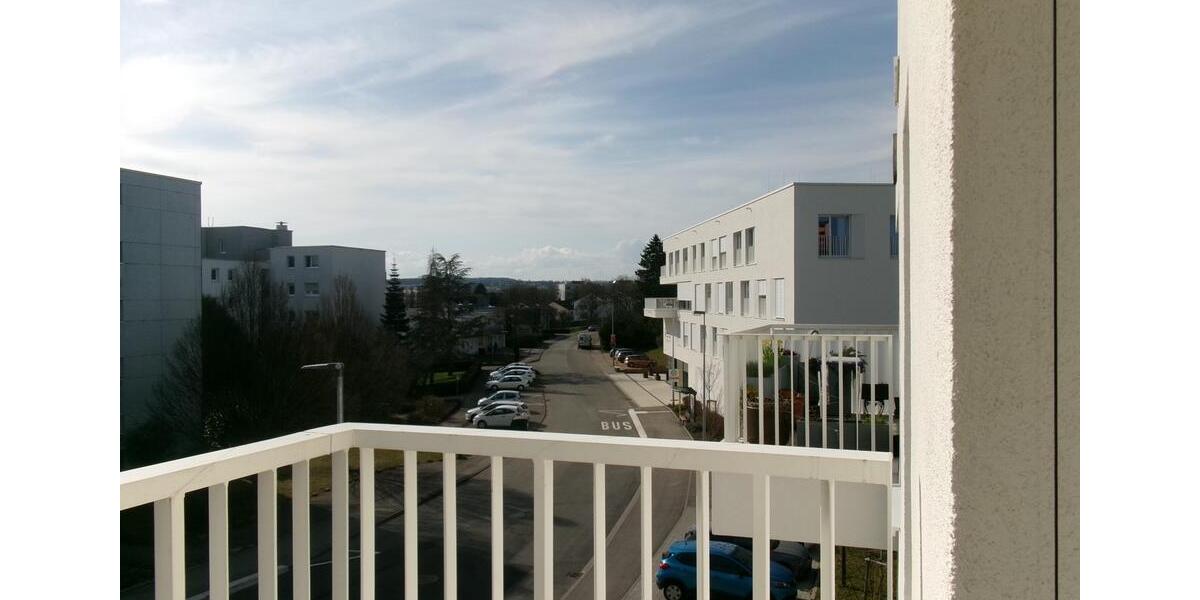 Etagenwohnung Herrenberg - 2 Zimmer, 51 m&sup2;, 825&euro; | Angebot:25976505