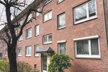 Vermietung einer top renovierten 3 Zimmer Wohnung, ca. 68 m² Wohnfläche, neue Küche, im 2OG, kein Fahrstuhl, Berner Chaussee, 22175 Hamburg-Bramfeld 3 zimmer