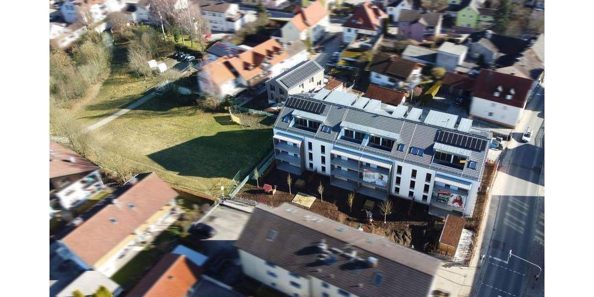 Etagenwohnung Markt Schwaben - 3 Zimmer, 82 m&sup2;, 1.650&euro; | Angebot:25698392