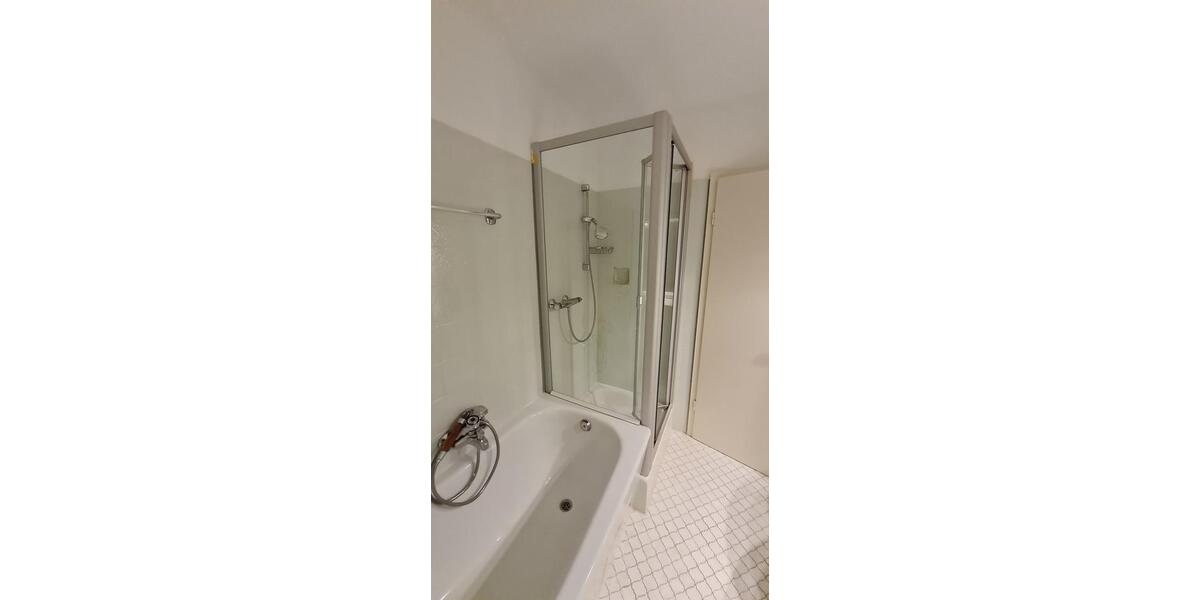 Dachgeschoßwohnung Vellmar - 2.5 Zimmer, 56 m&sup2;, 620&euro; | Angebot:25022418