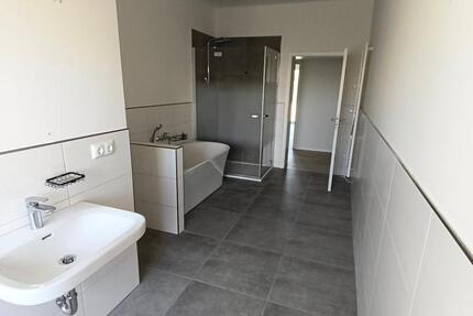 Wohnung Lauta - 4 Zimmer, 136 m&sup2;, 1.090&euro; | Angebot:26458399