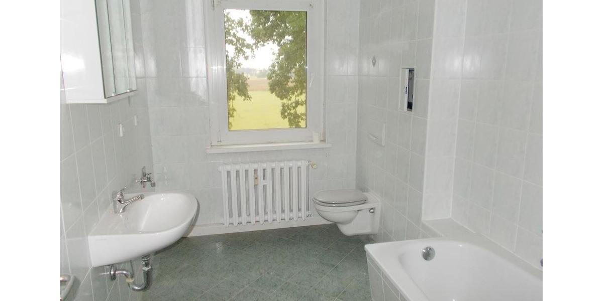Erdgeschoßwohnung Dommitzsch - 3 Zimmer, 60 m&sup2;, 330&euro; | Angebot:26419900