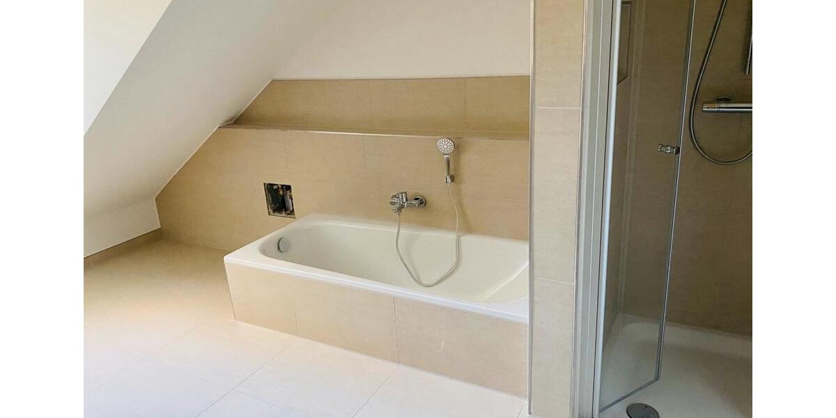 Etagenwohnung Rottenburg an der Laaber - 4 Zimmer, 110 m&sup2;, 1.190&euro; | Angebot:24214341