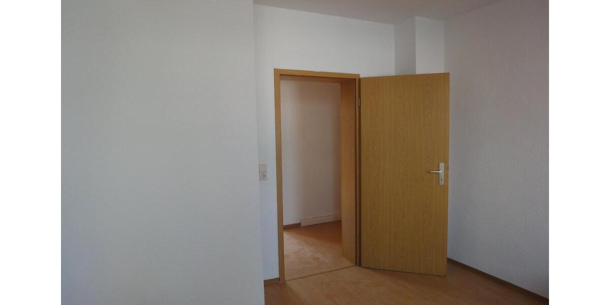 Dachgeschoßwohnung Plauen - 2 Zimmer, 45 m&sup2;, 216&euro; | Angebot:24814193