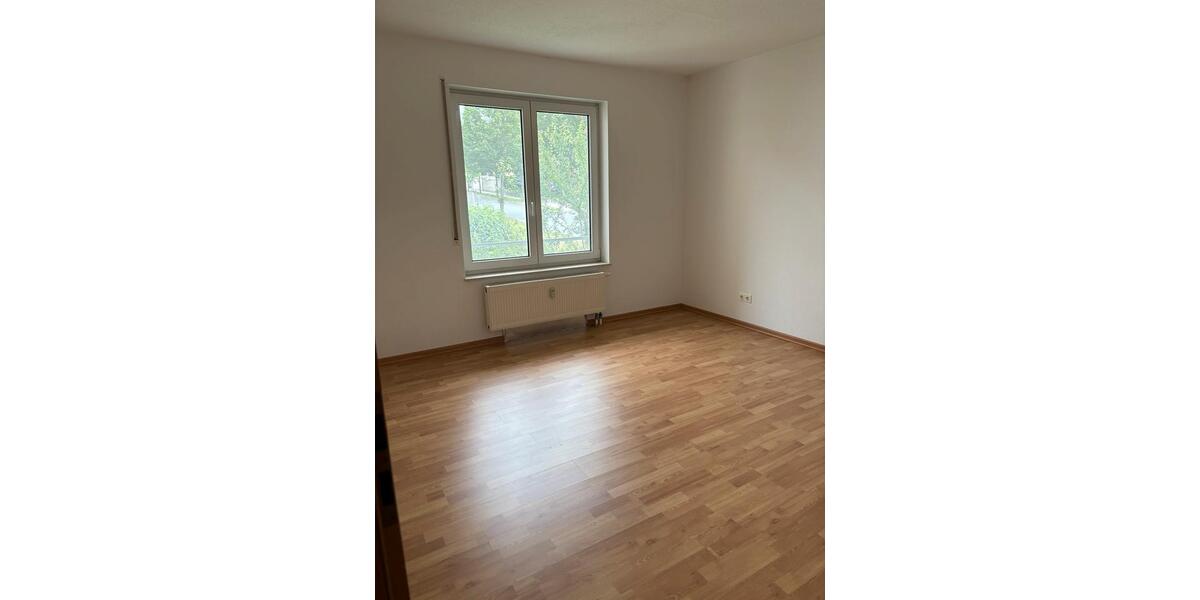 Etagenwohnung Stolpen - 3 Zimmer, 90 m&sup2;, 750&euro; | Angebot:25994643
