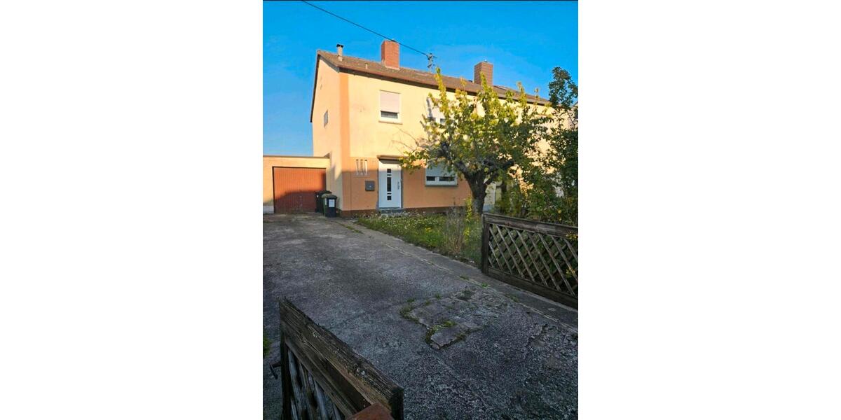 Doppelhaushälfte Edenkoben - 5 Zimmer, 105 m&sup2;, 350&euro; | Angebot:23385957