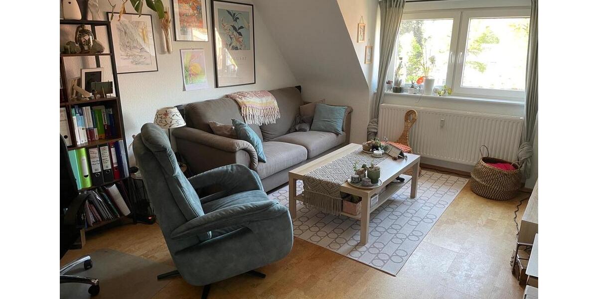 Dachgeschoßwohnung Kreuztal - 3 Zimmer, 65 m&sup2;, 850&euro; | Angebot:25355976