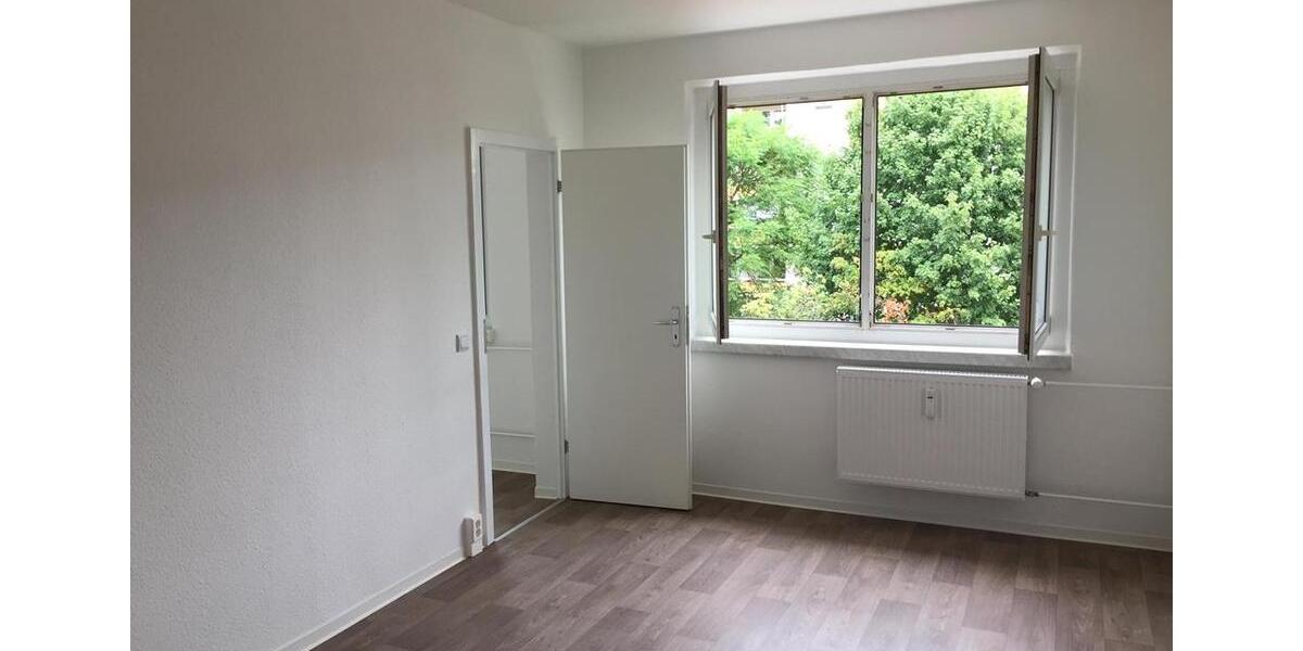 Etagenwohnung Cottbus Brunschwig - 2 Zimmer, 43 m&sup2;, 465&euro; | Angebot:26624179