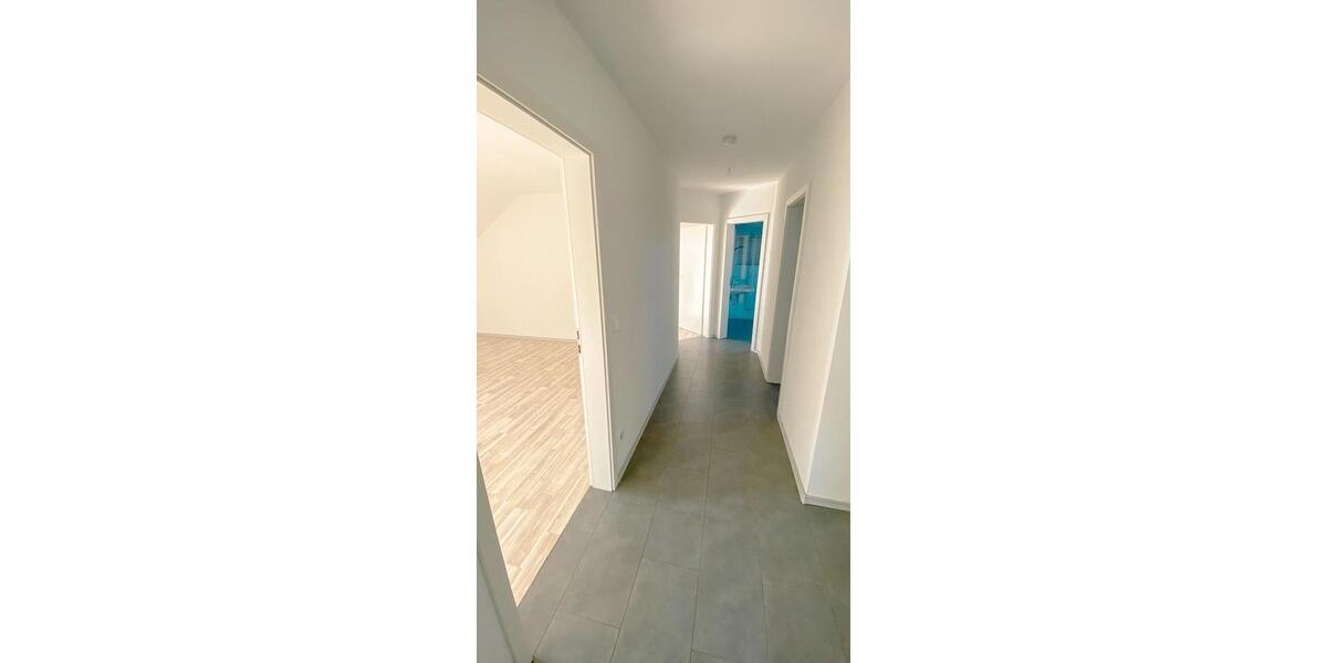 Dachgeschoßwohnung Passau Maierhof - 3 Zimmer, 93 m&sup2;, 875&euro; | Angebot:25840218