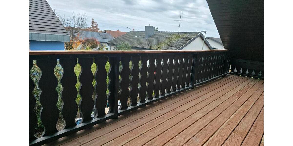 ERSTBEZUG Charmante frisch renovierte helle Wohnung zu vermieten 3 zimmer