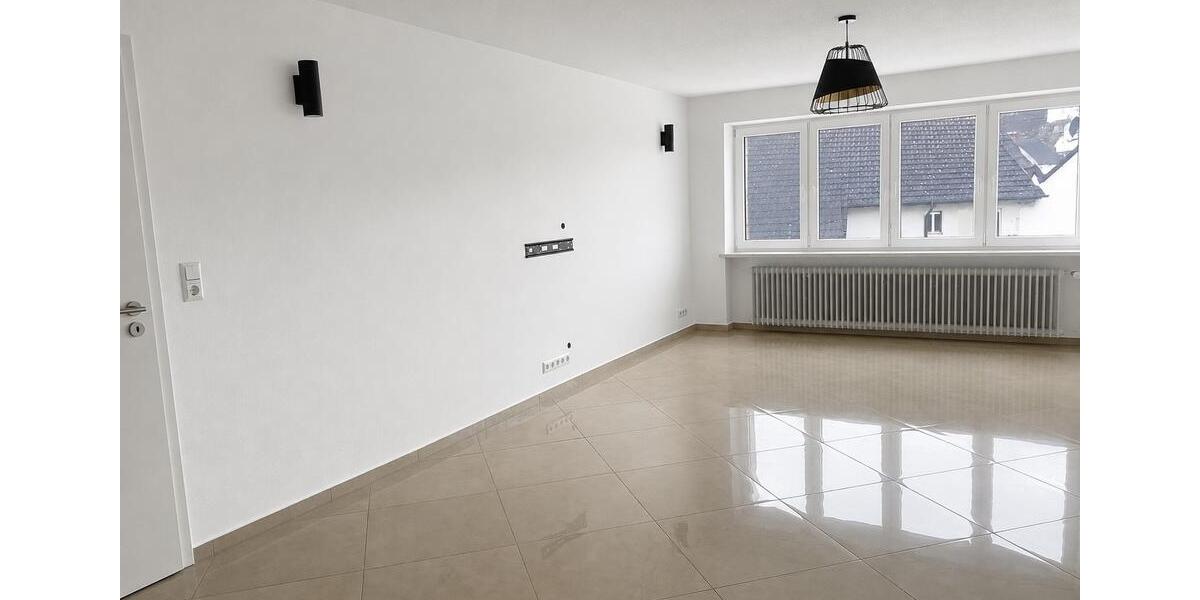 Etagenwohnung Hilzingen - 4.5 Zimmer, 120 m&sup2;, 1.700&euro; | Angebot:26645510