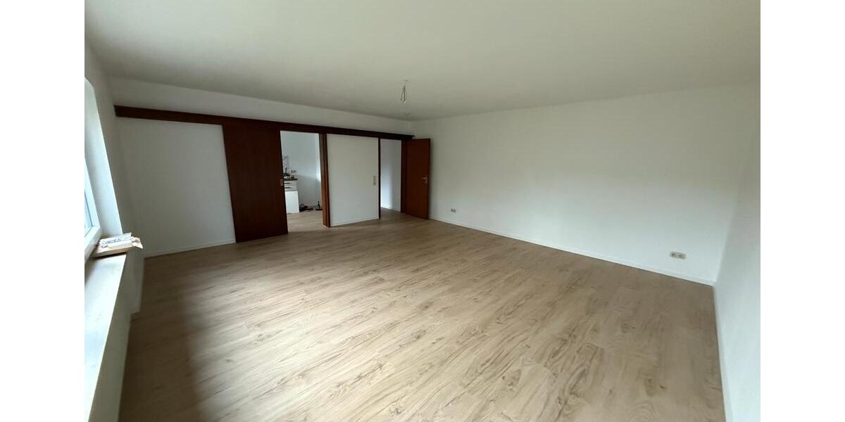 Erdgeschoßwohnung Kreuztal - 2 Zimmer, 69 m&sup2;, 700&euro; | Angebot:26665446