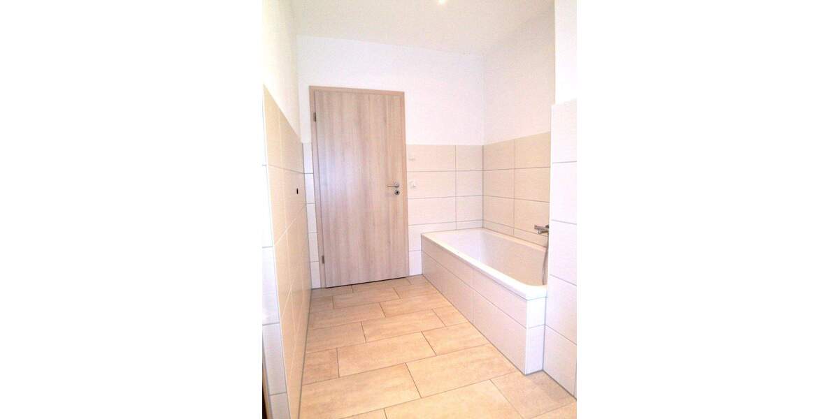 Etagenwohnung Obergurig Singwitz - 3 Zimmer, 90 m&sup2;, 900&euro; | Angebot:24437578