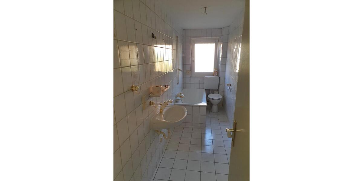 Etagenwohnung Lahr (Schwarzwald) - 3 Zimmer, 80 m&sup2;, 1.000&euro; | Angebot:26553628