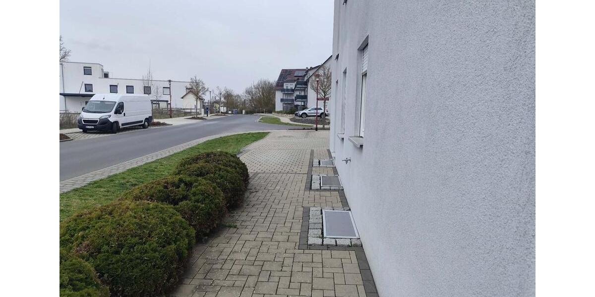 Erdgeschoßwohnung Sennfeld - 3 Zimmer, 100 m&sup2;, 1.460&euro; | Angebot:25989101