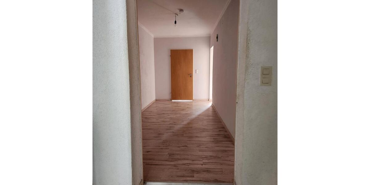 Etagenwohnung Mömbris - 4 Zimmer, 94 m&sup2;, 725&euro; | Angebot:26579879