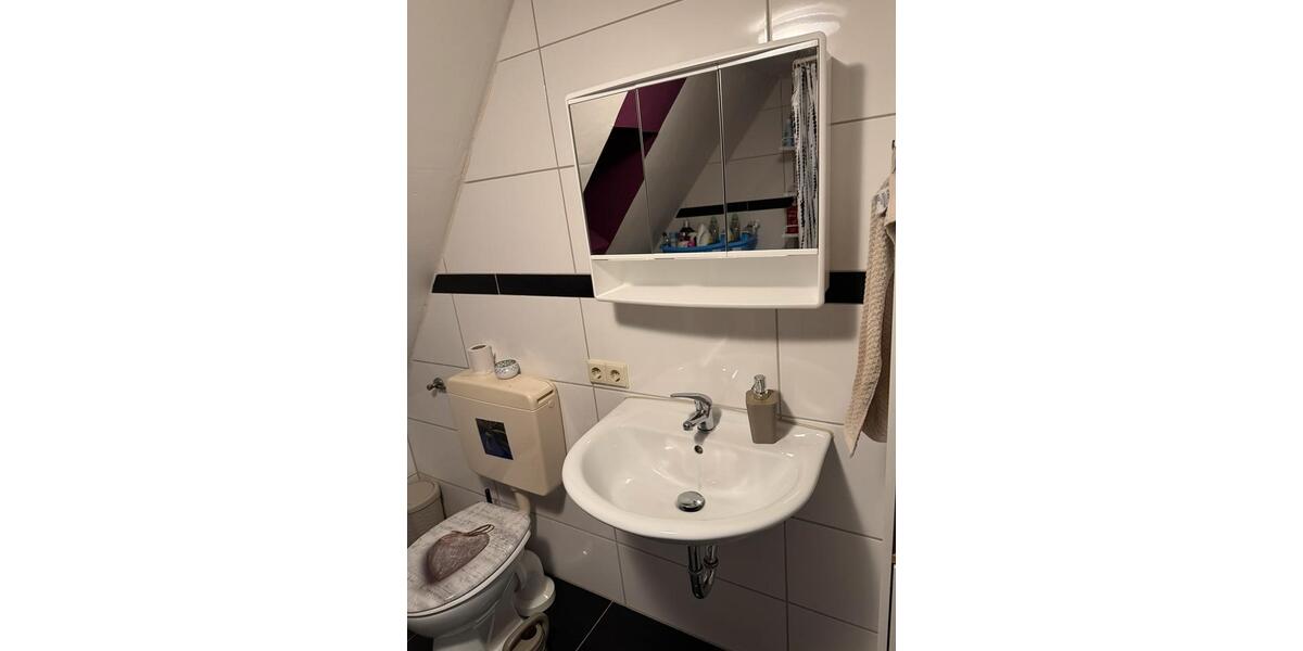 Dachgeschoßwohnung Aalen Attenhofen - 3 Zimmer, 85 m&sup2;, 800&euro; | Angebot:26231213
