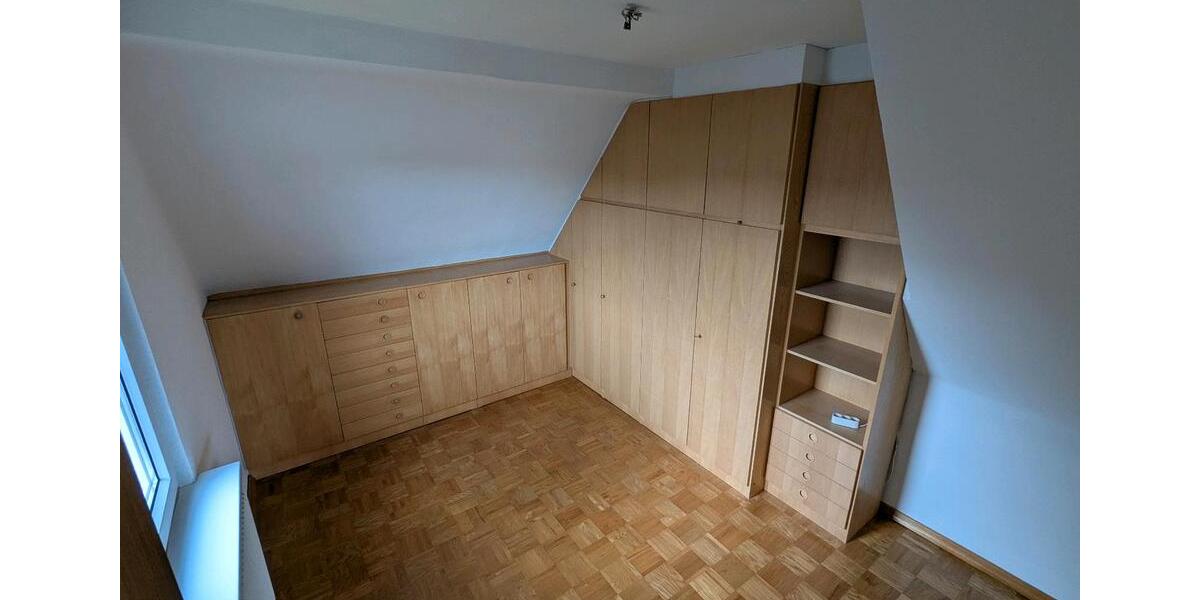 Wohnen auf Zeit Gomaringen - 4.5 Zimmer, 600&euro; | Angebot:22232449