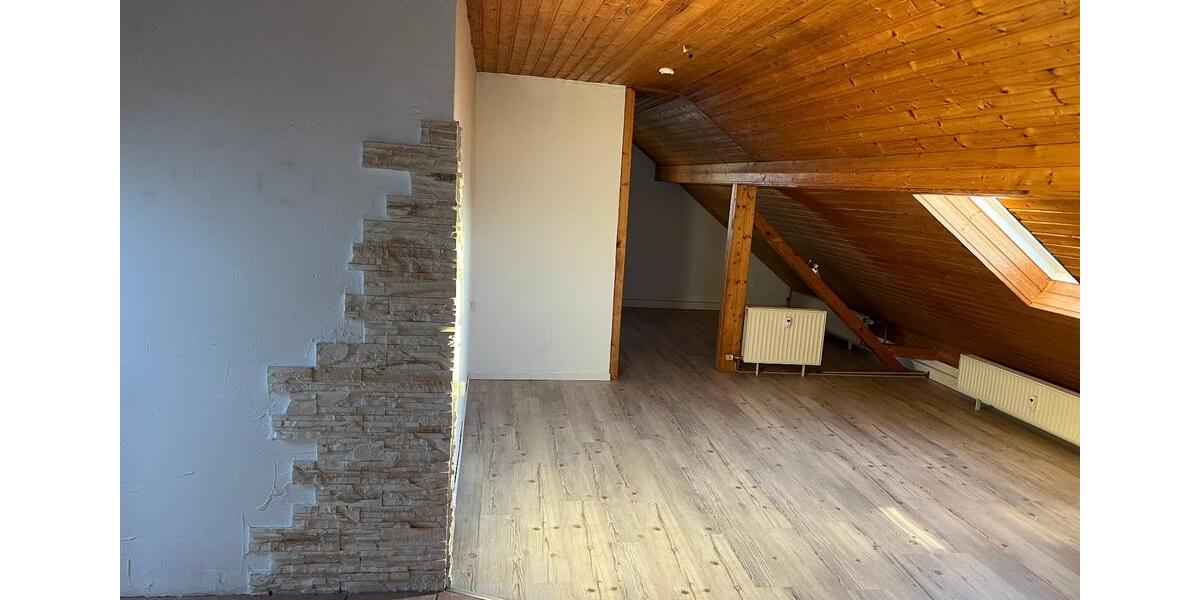 Dachgeschoßwohnung Beilngries - 1 Zimmer, 63 m&sup2;, 550&euro; | Angebot:26676123