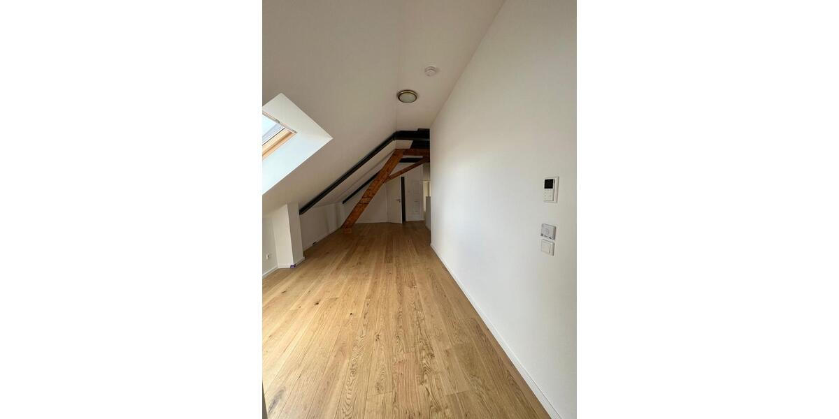 Dachgeschoßwohnung Steinfurt - 3 Zimmer, 126 m&sup2;, 1.300&euro; | Angebot:25988830