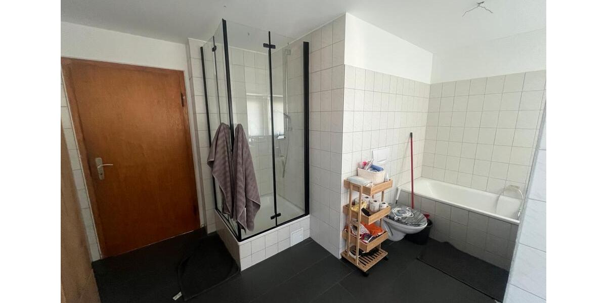 Dachgeschoßwohnung Hessisch Oldendorf - 3.5 Zimmer, 86 m&sup2;, 850&euro; | Angebot:26355843