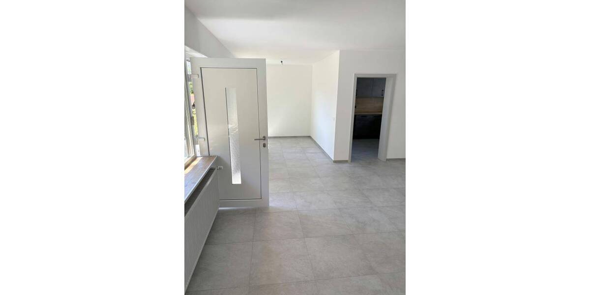 Etagenwohnung Ebernhahn - 2 Zimmer, 81 m&sup2;, 1.000&euro; | Angebot:25734849
