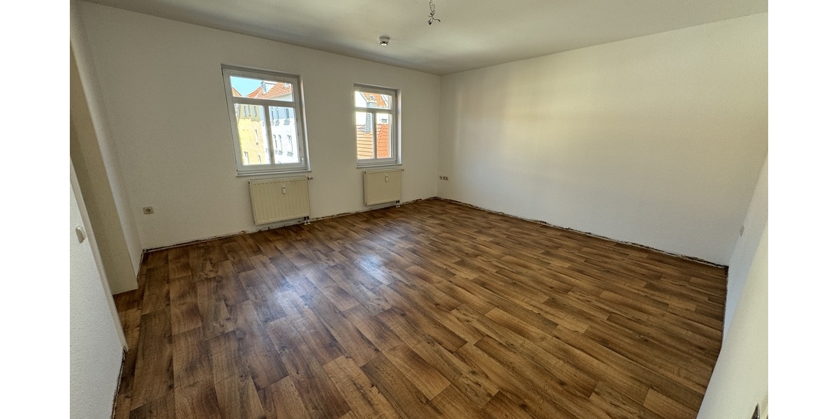 Idyllisch wohnen im Zentrum von Weida. 3 Raum Wohnung mit Balkon und Aufzug! - Etagenwohnung Weida Liebsdorf | Angebot:26882406