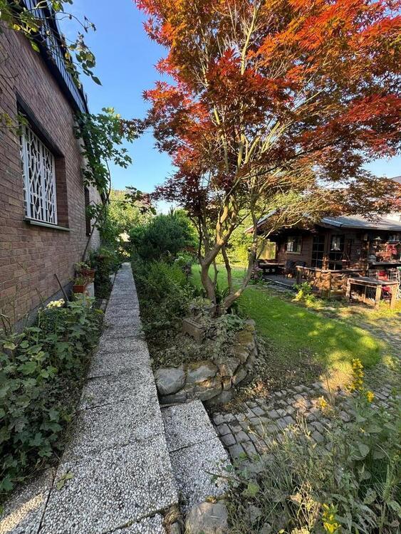 HAUS RÄUME für HOMEOFFICE LAGER GARTEN in Lev- Rheindorf zimmer