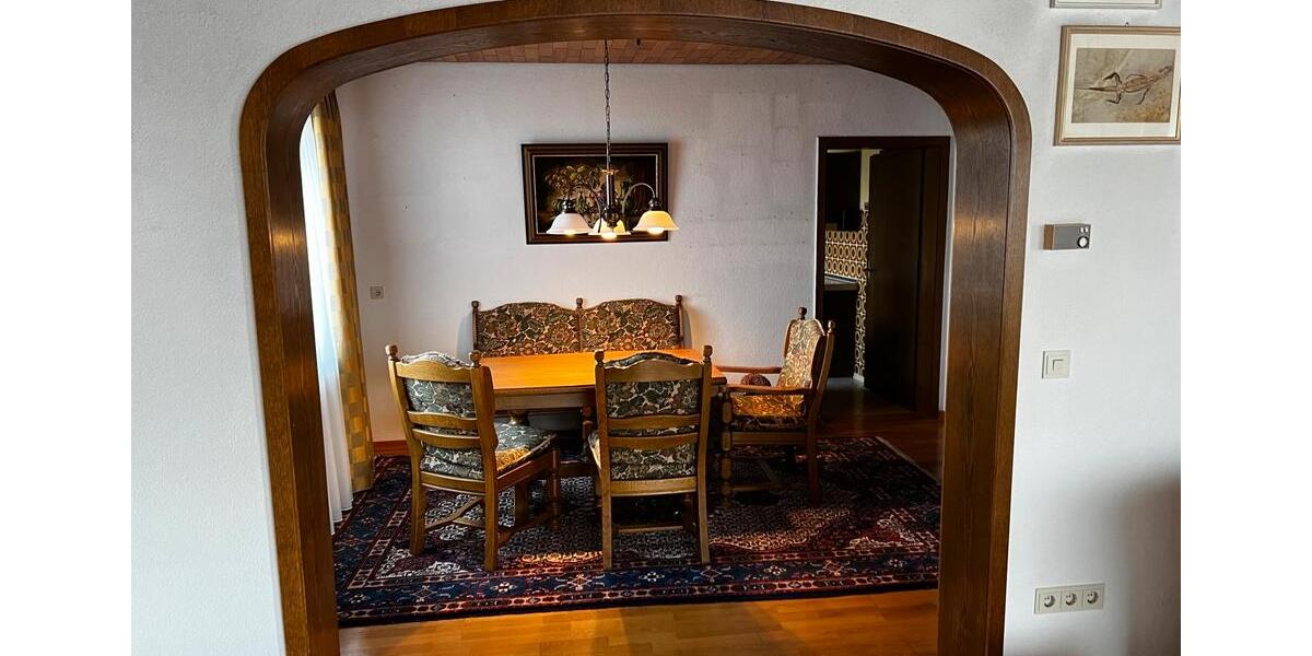 Hochparterre Monheim - 5 Zimmer, 130 m&sup2;, 1.250&euro; | Angebot:24654291