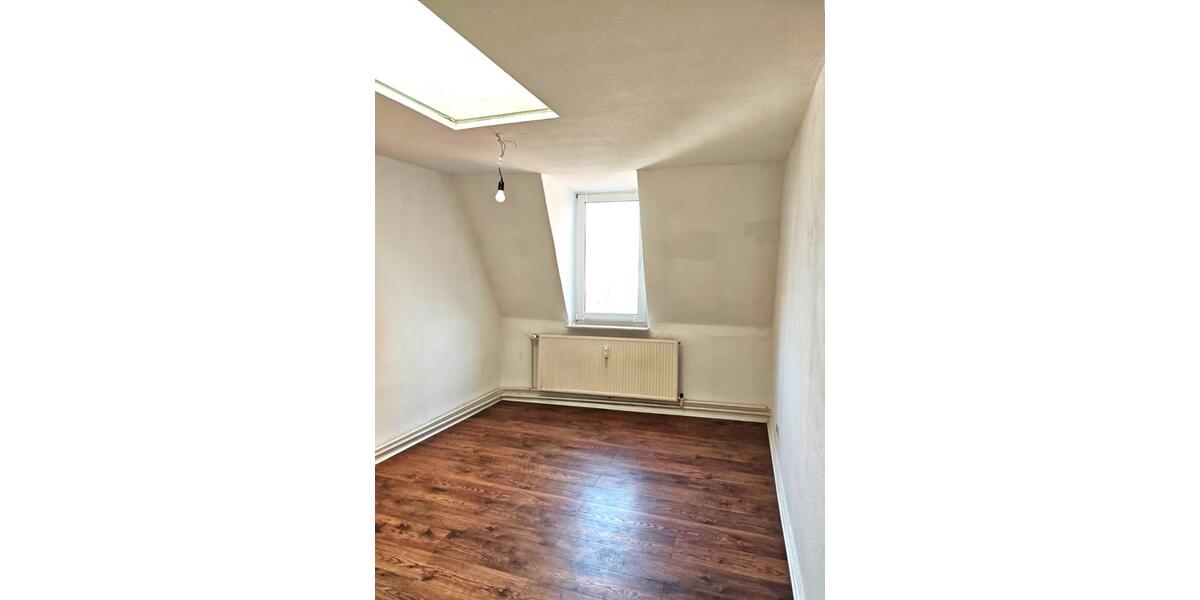 Dachgeschoßwohnung Flensburg Altstadt - 3 Zimmer, 97 m&sup2;, 850&euro; | Angebot:25497945