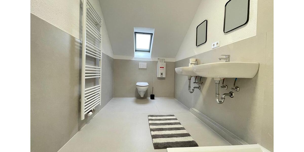 Wohnen auf Zeit Lohmar - 8 Zimmer, 120 m&sup2;, 35&euro; | Angebot:26632712