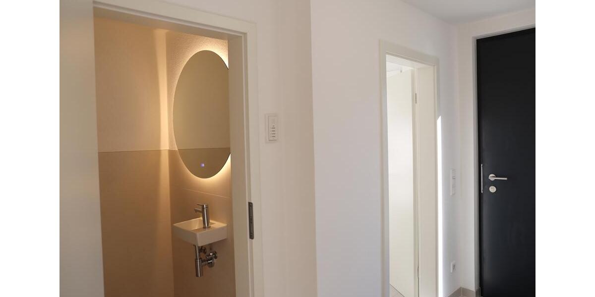 Einfamilienhaus Immenstaad am Bodensee - 6.5 Zimmer, 162 m&sup2;, 2.300&euro; | Angebot:25171386