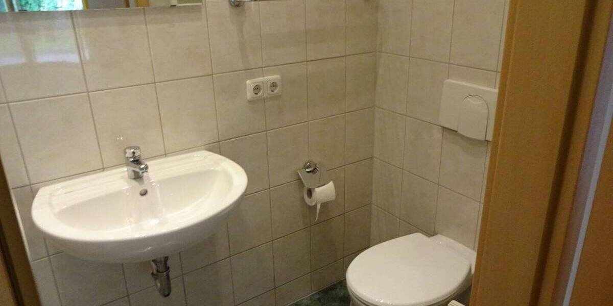 Etagenwohnung Kirchberg Burkersdorf - 2 Zimmer, 35 m&sup2;, 200&euro; | Angebot:25707520