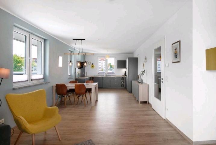Einfamilienhaus Röbel/Müritz Müritz - 3 Zimmer, 105 m&sup2;, 1.000&euro; | Angebot:24294555