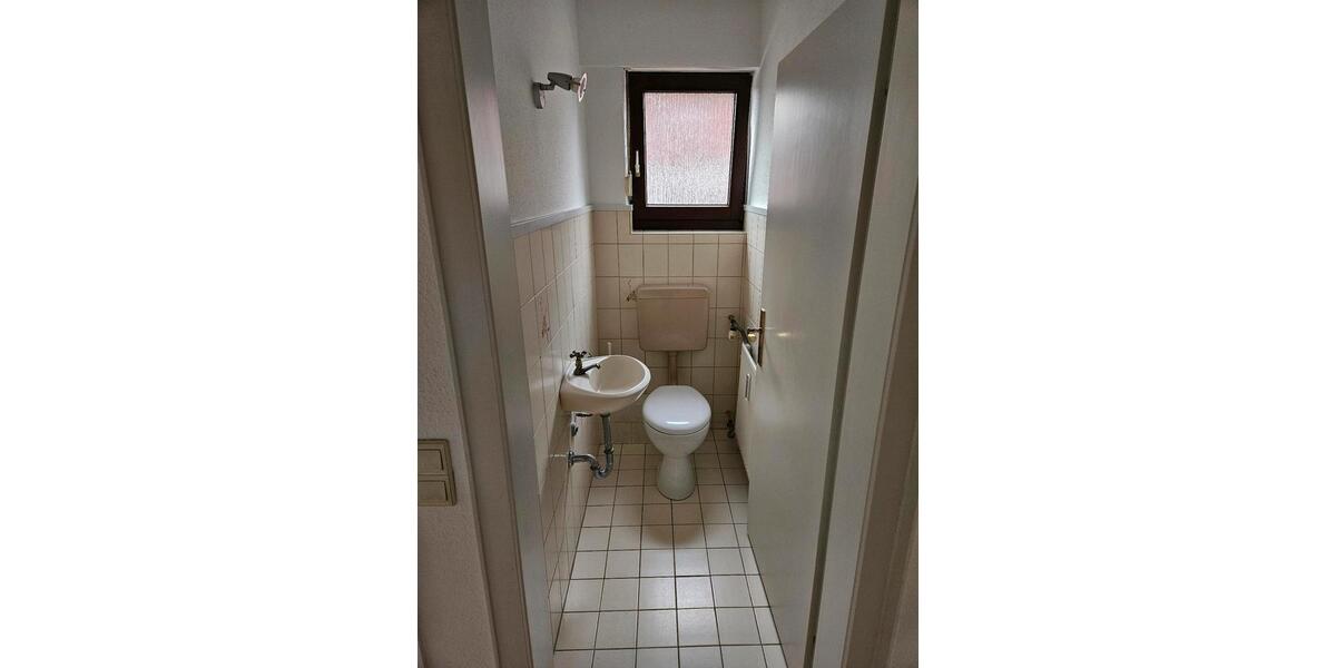 Etagenwohnung Willich - 3 Zimmer, 100 m&sup2;, 1.200&euro; | Angebot:24814536