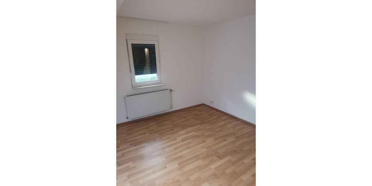 Doppelhaushälfte Leinfelden-Echterdingen Echterdingen - 6 Zimmer, 120 m&sup2;, 1.600&euro; | Angebot:24982171