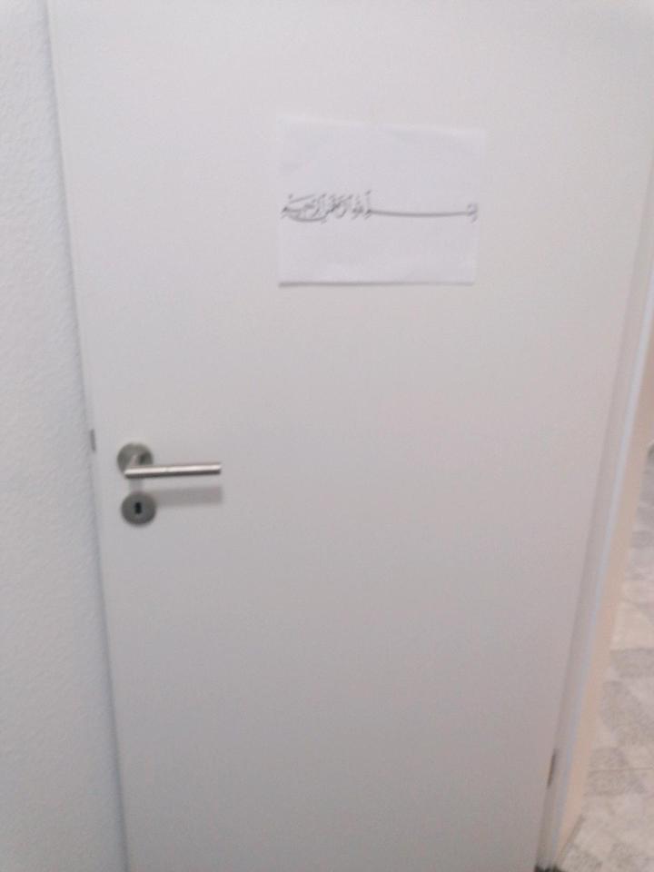 WG Zimmer für Studentinnen.nur Frauen