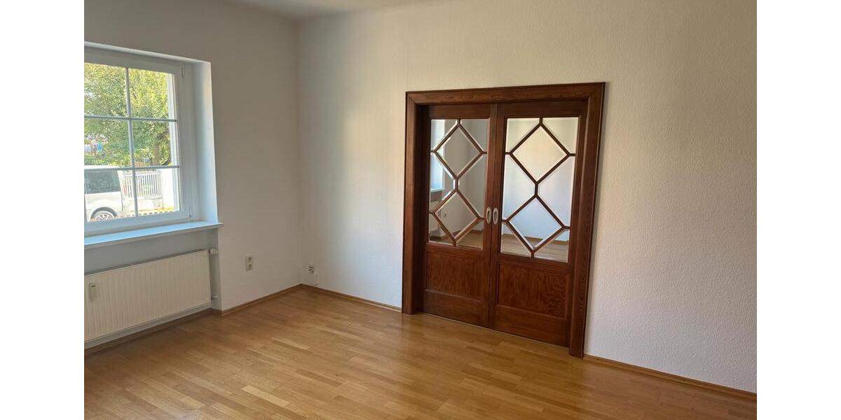 Erdgeschoßwohnung Colditz - 4 Zimmer, 90 m&sup2;, 590&euro; | Angebot:17732117
