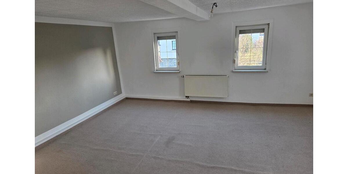 Bauernhaus, Landhaus Pößneck - 6 Zimmer, 120 m&sup2;, 900&euro; | Angebot:26286254