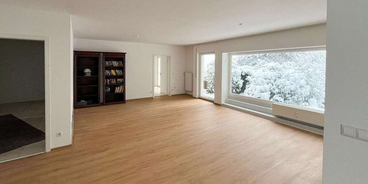 Etagenwohnung Ebersteinburg Ebersteinburg - 2 Zimmer, 126 m&sup2;, 1.230&euro; | Angebot:26288734