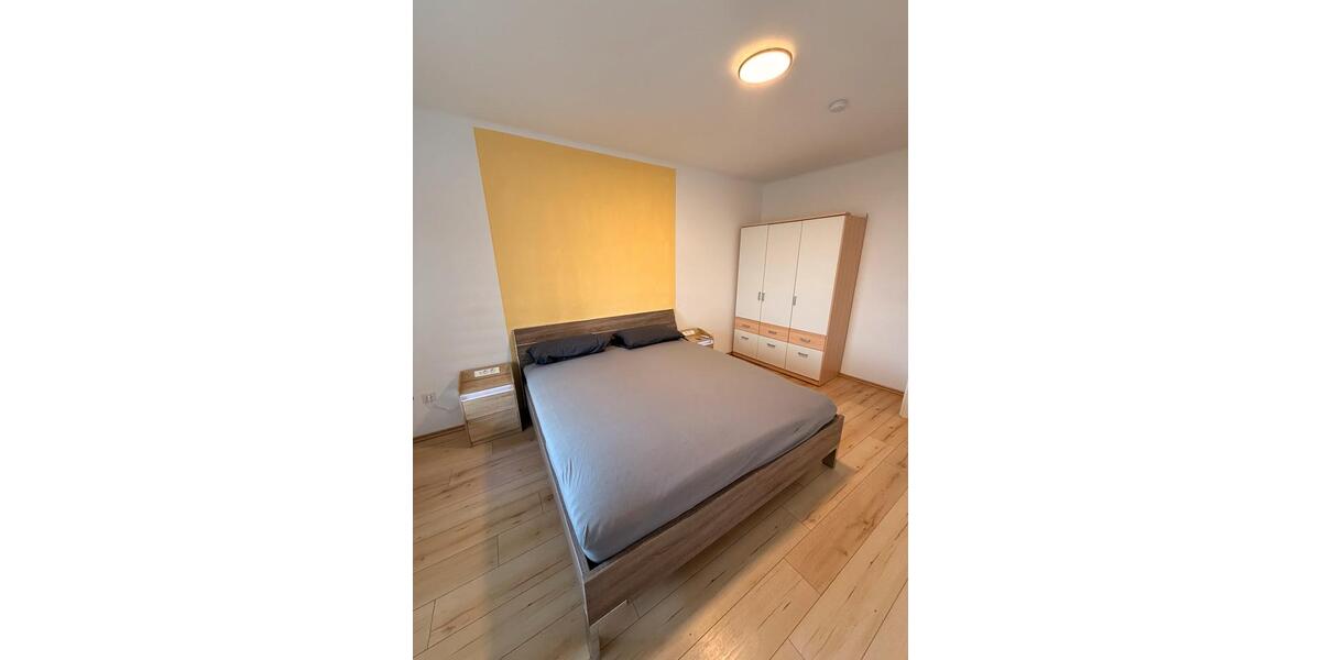 Wohnen auf Zeit Völklingen - 3 Zimmer, 100 m&sup2;, 120&euro; | Angebot:26378468