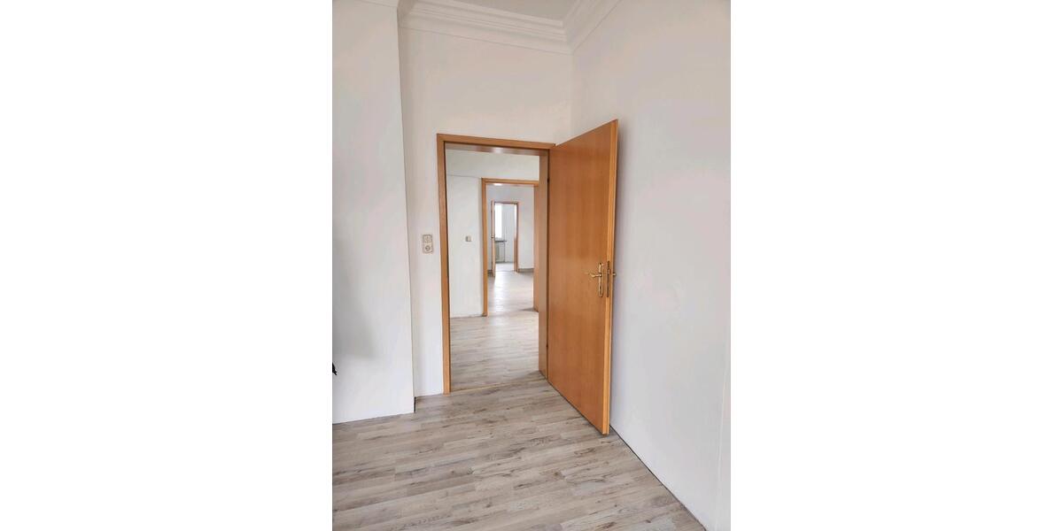 Etagenwohnung Bad Wildungen - 3 Zimmer, 75 m&sup2;, 600&euro; | Angebot:24916631