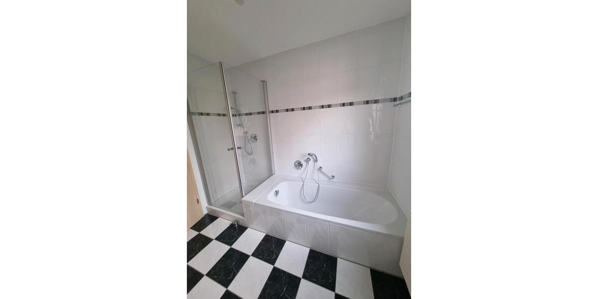 Etagenwohnung Reichelsheim (Odenwald) - 4 Zimmer, 100 m&sup2;, 1.150&euro; | Angebot:24641810