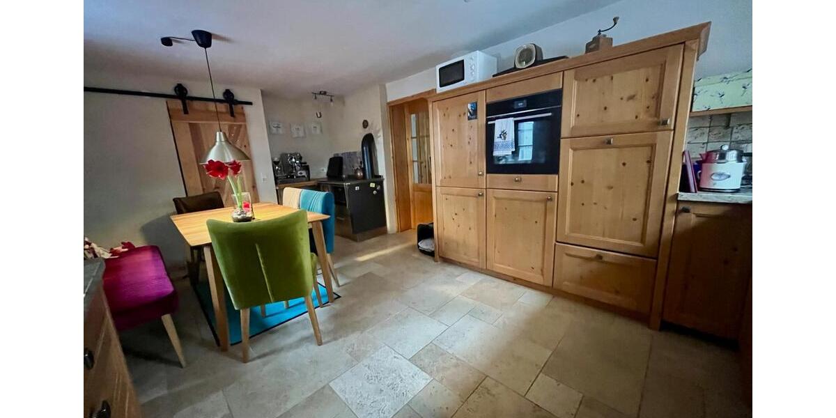 Einfamilienhaus Gemünden (Wohra) - 7 Zimmer, 185 m&sup2;, 1.500&euro; | Angebot:25315558